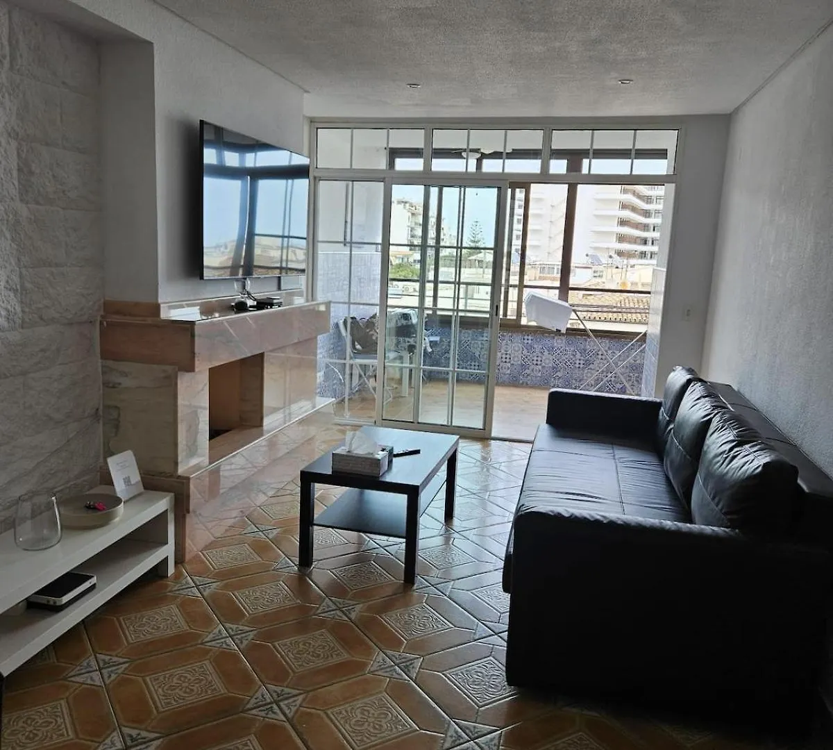 Apartment In La Nogalera contacts